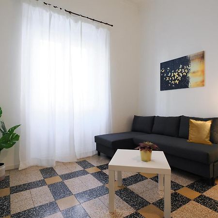 Primopiano - Bardelli Apartment Milan Bagian luar foto